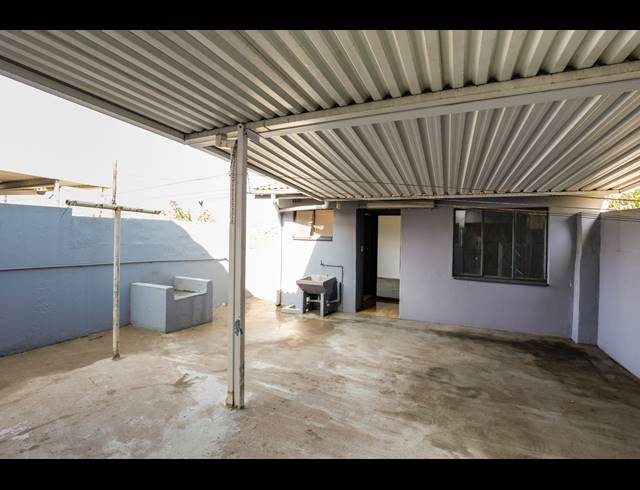 4 BEDROOM FREEHOLD FOR SALE IN NORTHCROFT